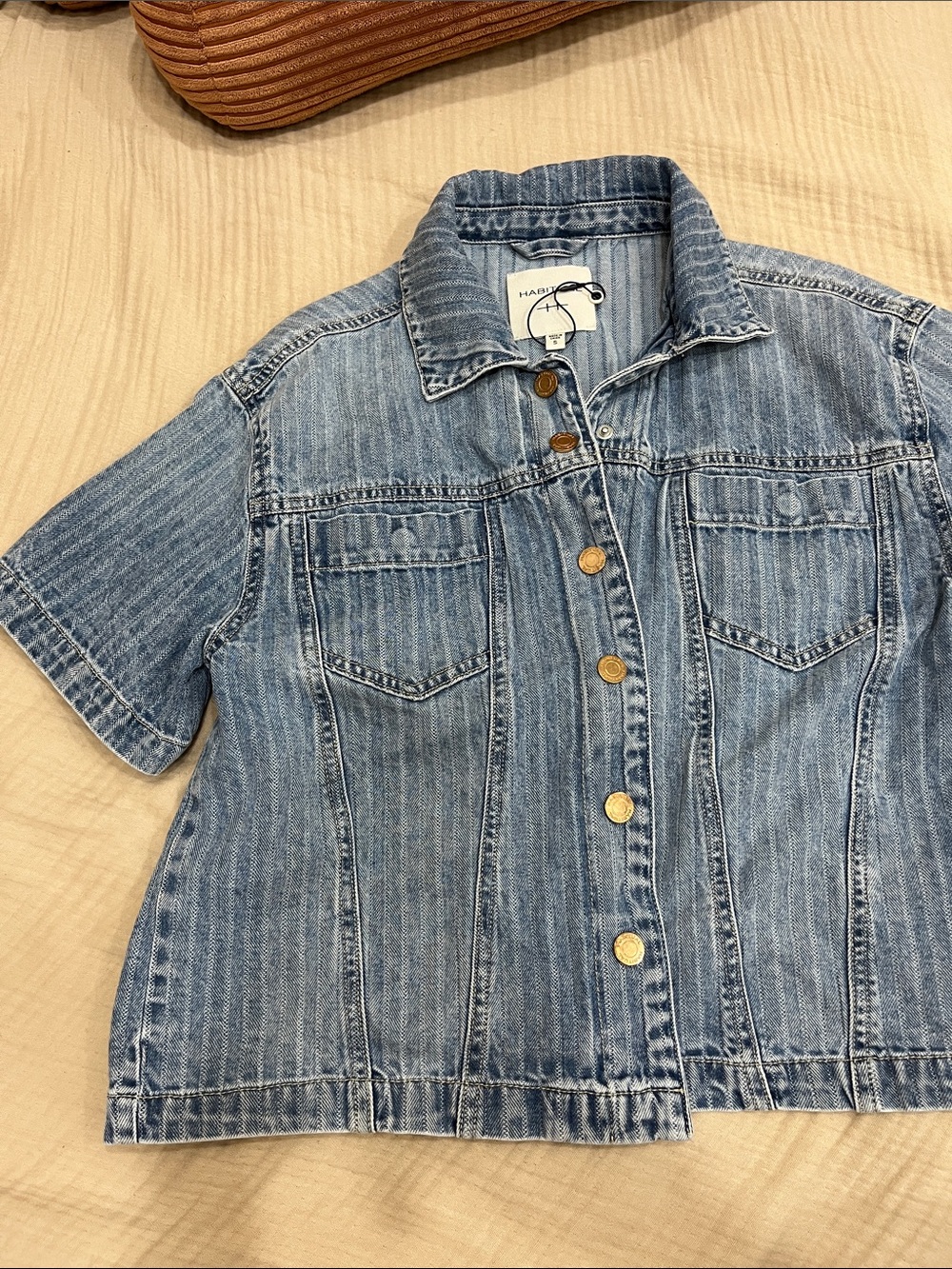 Habitual Short-Sleeve Denim Pin Button-Front Shirt